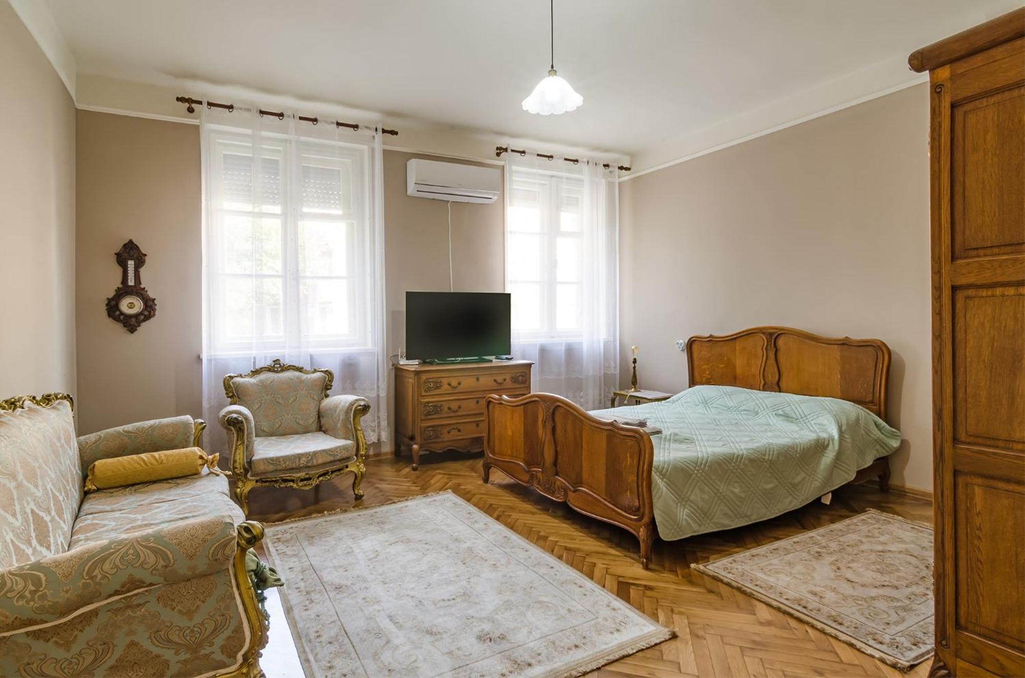 Appartement Апартамент Гардения à Varna Extérieur photo